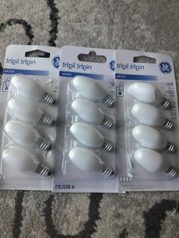 GE Lighting 4-Watt Night Light, Clear C7 with Candelabra Bas